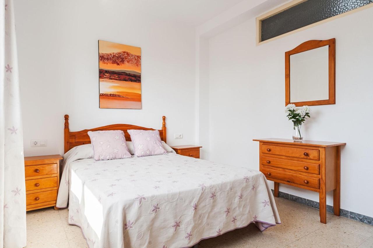 Apartamento Junto A La Playa En El Centro 科尼尔-德拉弗龙特拉 外观 照片